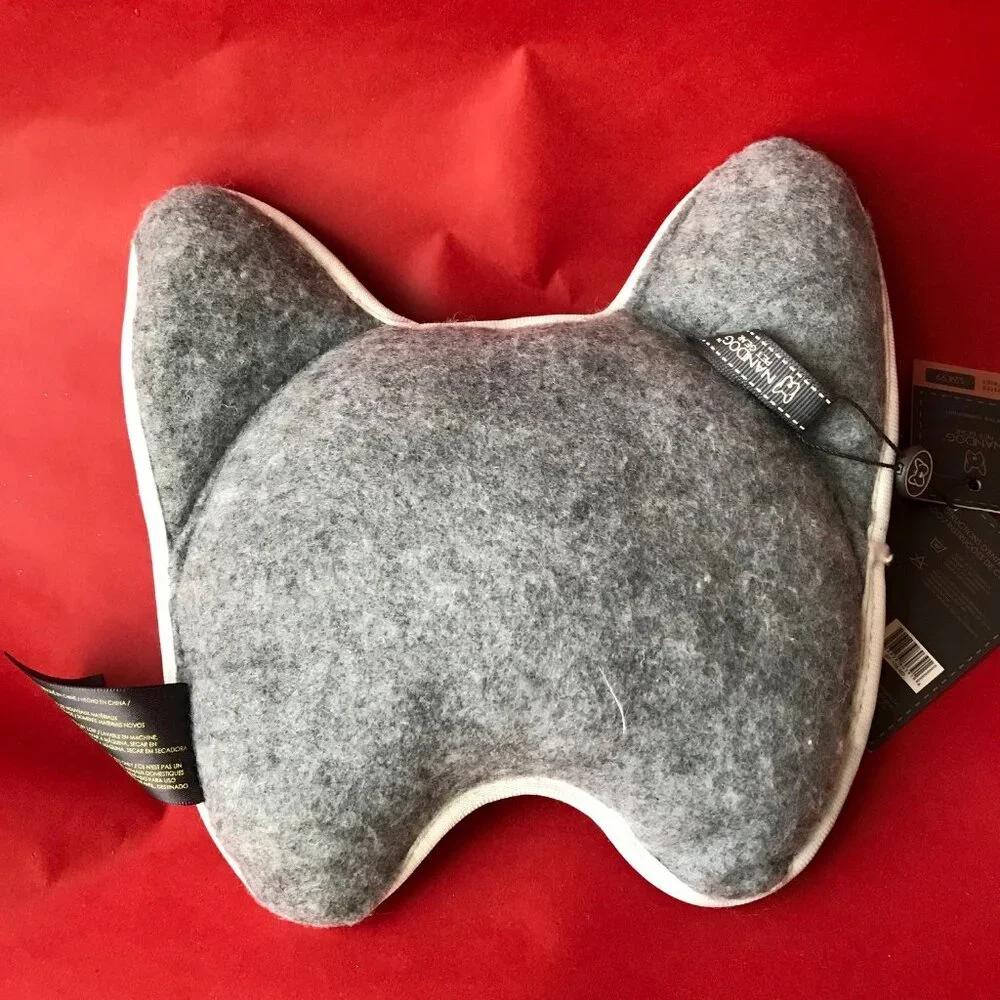 NANDOG PET GEAR Stylish Dog toy with squeaker and a durable texture